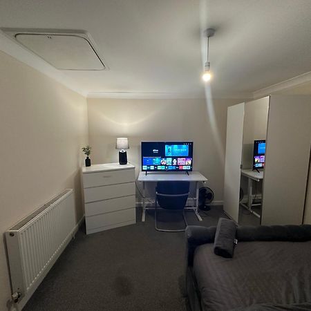 Relaxing Double Rooms In A Beautiful House Ίπσουιτς Εξωτερικό φωτογραφία