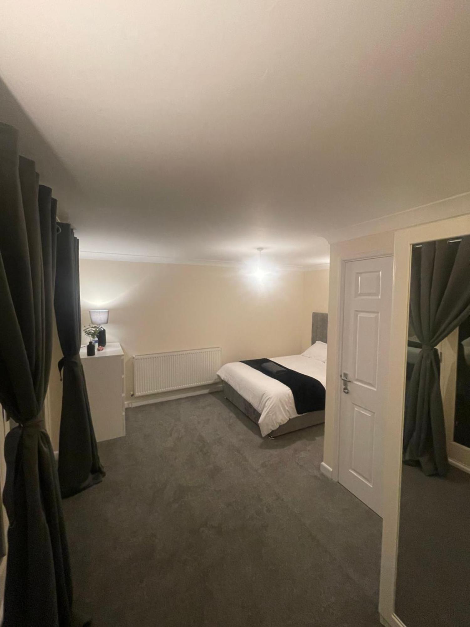 Relaxing Double Rooms In A Beautiful House Ίπσουιτς Εξωτερικό φωτογραφία
