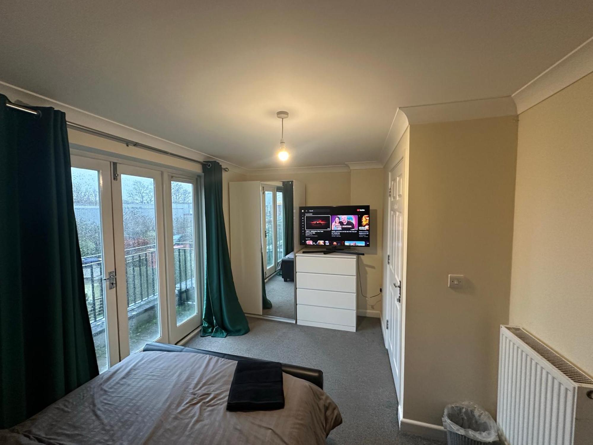 Relaxing Double Rooms In A Beautiful House Ίπσουιτς Εξωτερικό φωτογραφία